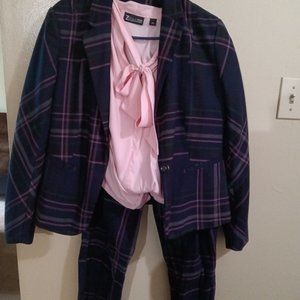 Women's suit